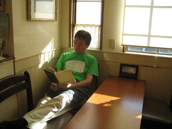 読書 003.JPG